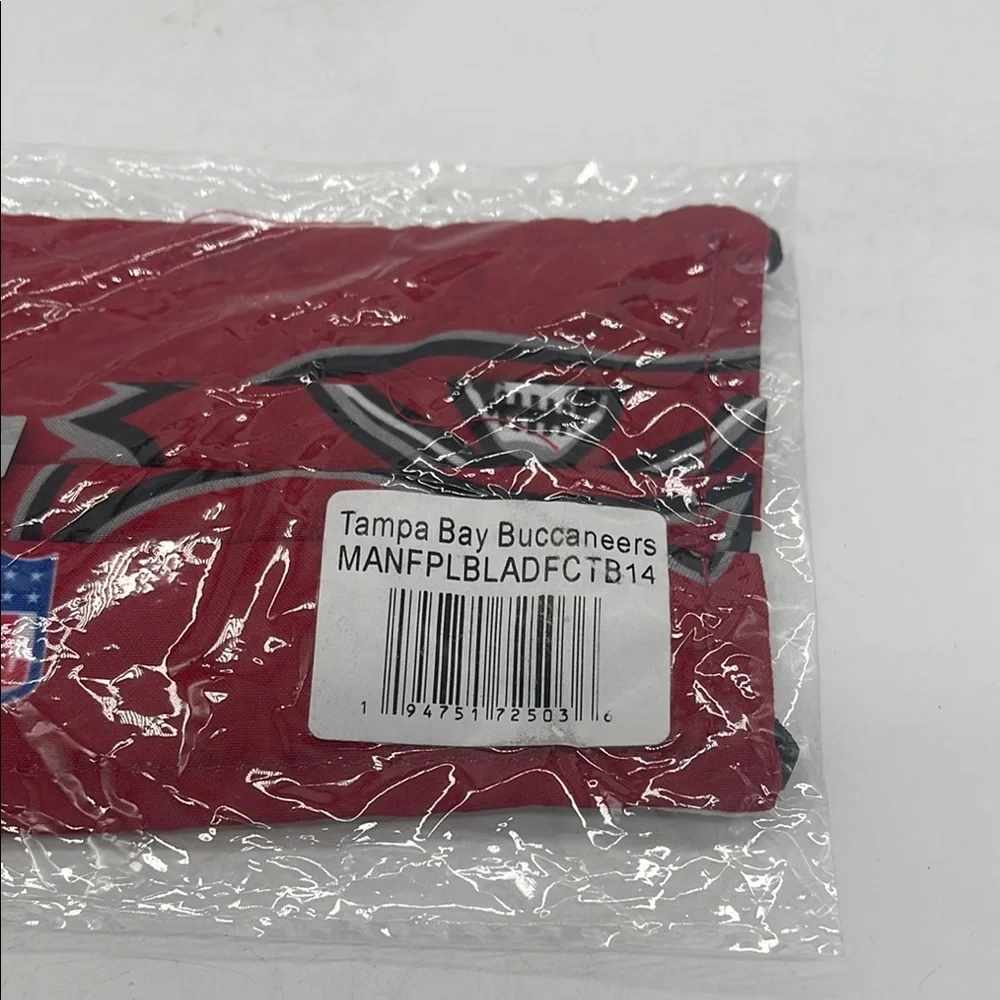 TAMPA BAY BUCCANEERS NFL CHRIS GODWIN ON-FIELD SIDELINE LOGO GAITER SCARF